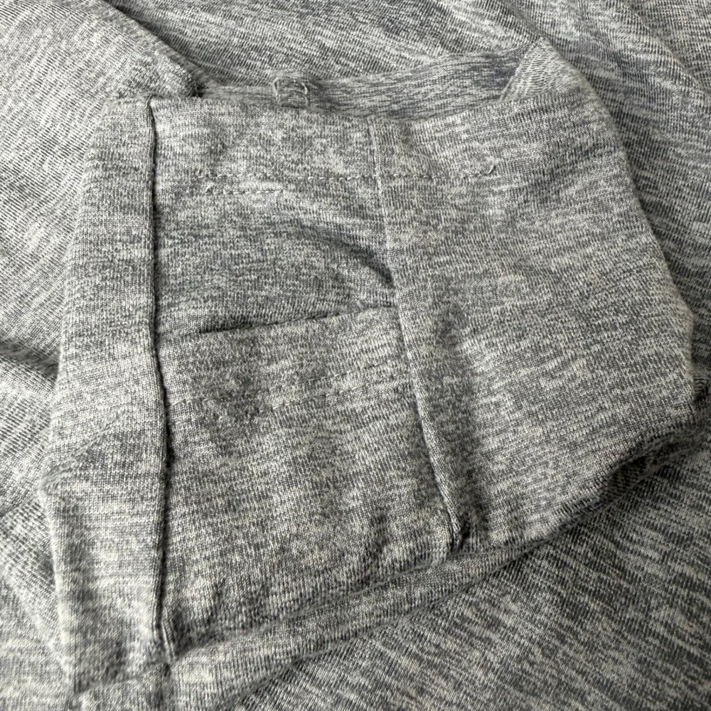 Nike Running Dri-FIT 1/2 Zip Pullover Top Men Medium Gray Performance Activewear